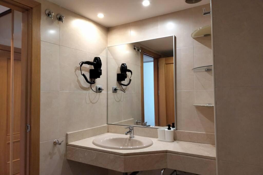 Apartament Aeropuerto Ifema Wanda Cr Madryt Zewnętrze zdjęcie